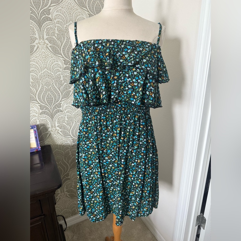 Studio Spa Black and Blue Floral Dress